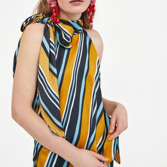 NWOT💕 Zara Striped Halter Neck Blouse - Picture 2 of 5
